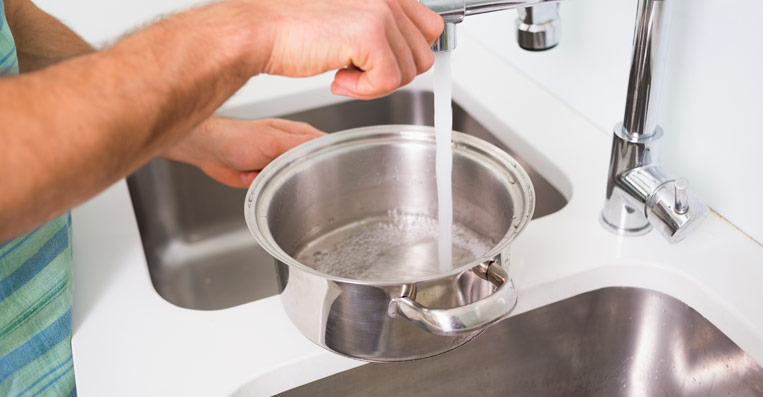 acqua senza calcare grazie agli addolcitori per acqua
