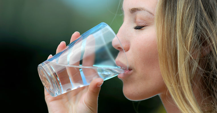 bere acqua buona direttamente dal rubinetto di casa