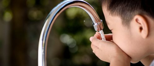 consigli per bere acqua pulita dal rubinetto di casa