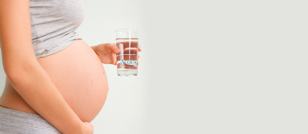 bere acqua alcalina in gravidanza