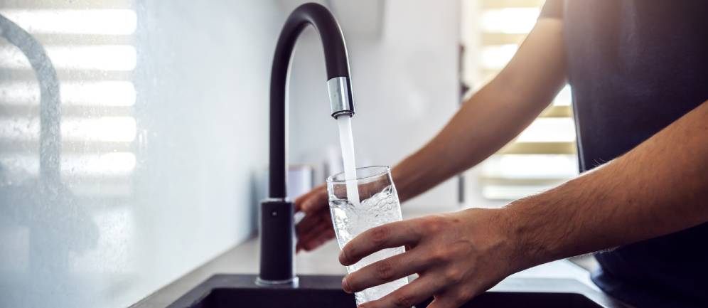 bere acqua pura e leggera dal proprio rubinetto di casa