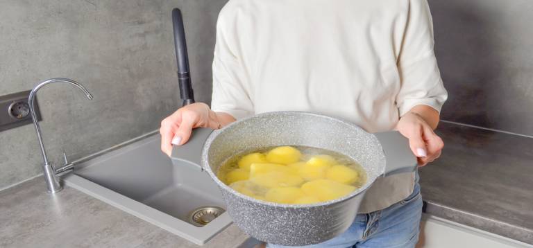 cucinare con acqua leggera e ideale acqua ideale per cucinare